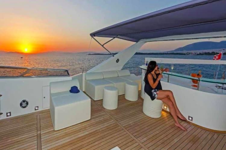 superyacht rental Mykonos, superyacht charter Mykonos