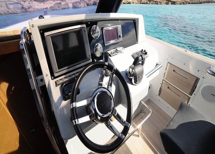 Motor Yachts, Yacht Rental Mykonos, Pilot Yacht Rental