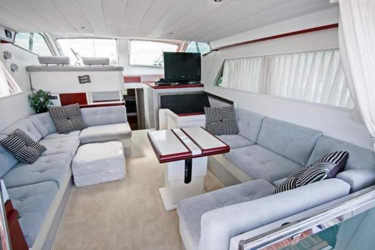 yacht salon, luxury yacht salon, yacht inner space