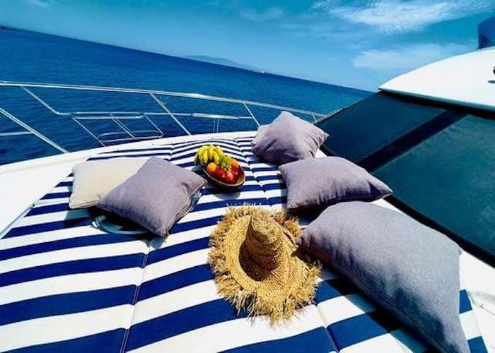 Yacht Sun Deck, rent yacht Mykonos Delos, Mykonos yacht Delos